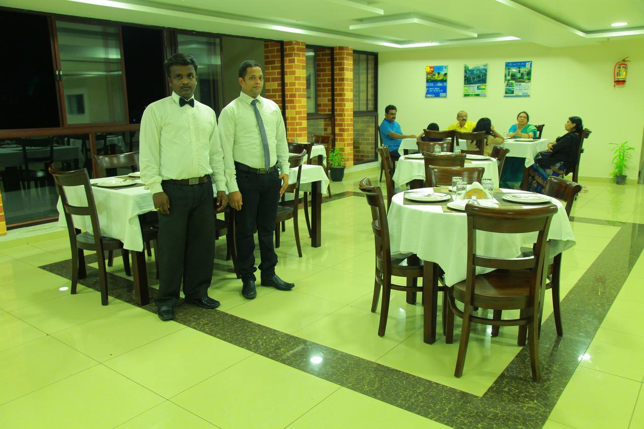 Five Falls Resort Kuttālam Exterior foto