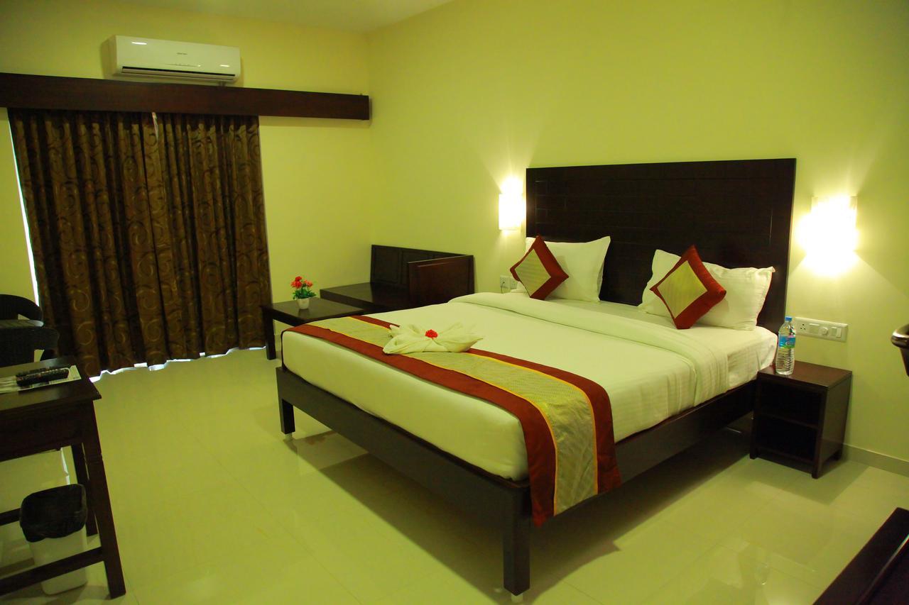 Five Falls Resort Kuttālam Exterior foto